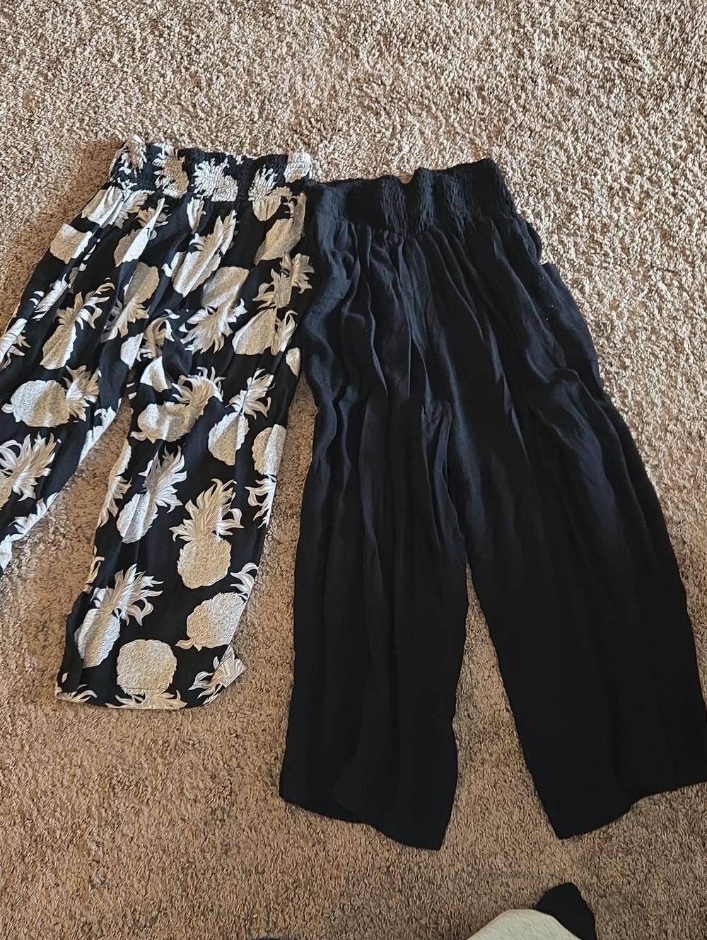 Hobo Black Beach Pants with Pineapple And Plain Black Bundle